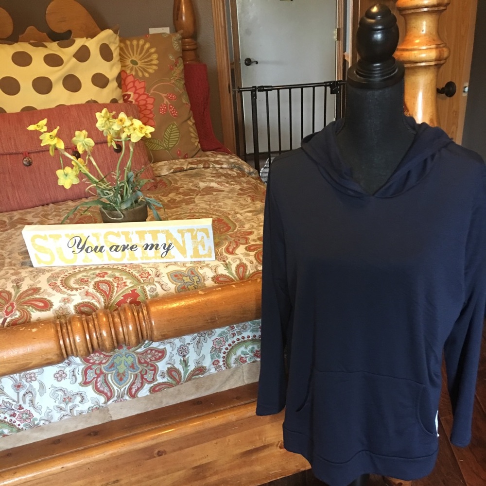 Navy hoodie by Kim and Cami size 1X